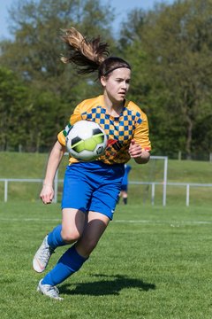 Bild 72 - B-Juniorinnen Bramstedter TS - SSV Hennstedt : Ergebnis: 3:7